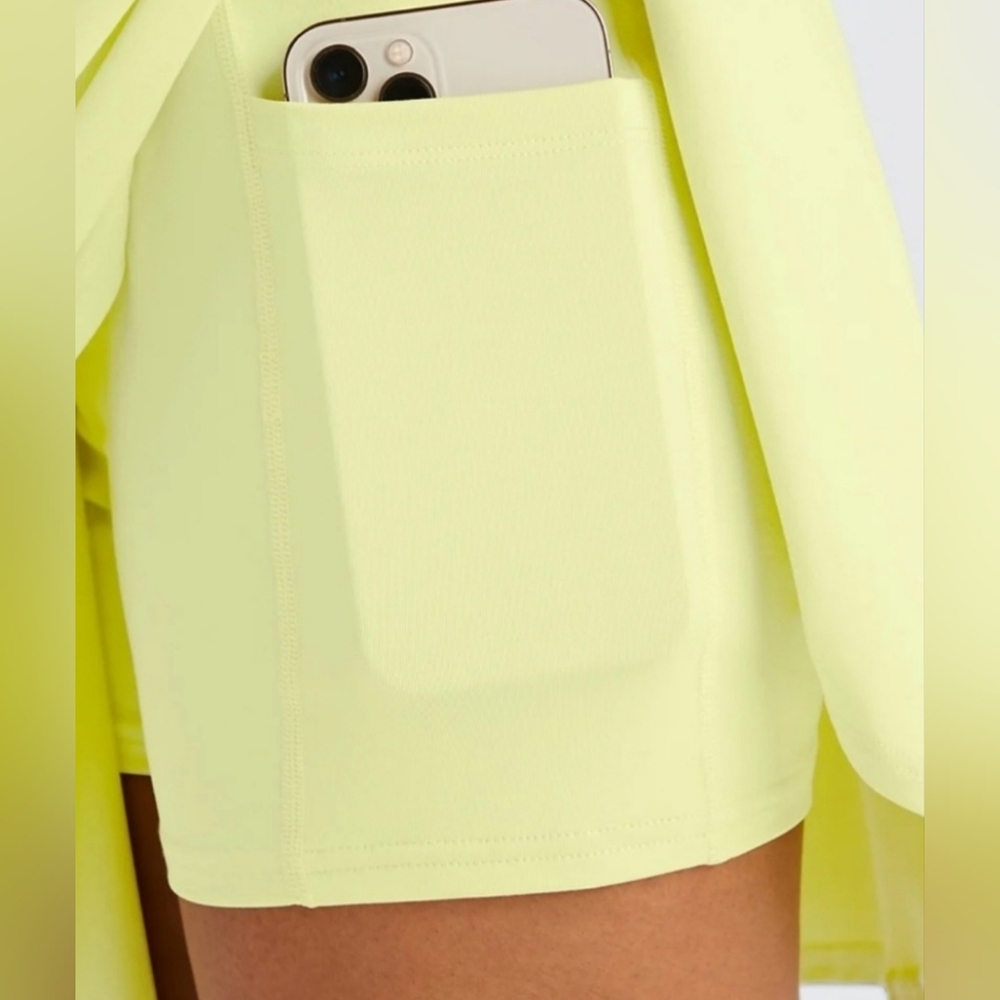 NWT Fabletics Flounce Skirt/Skort in Lemon Crème - Size XL (12-14) - Picture 3 of 4